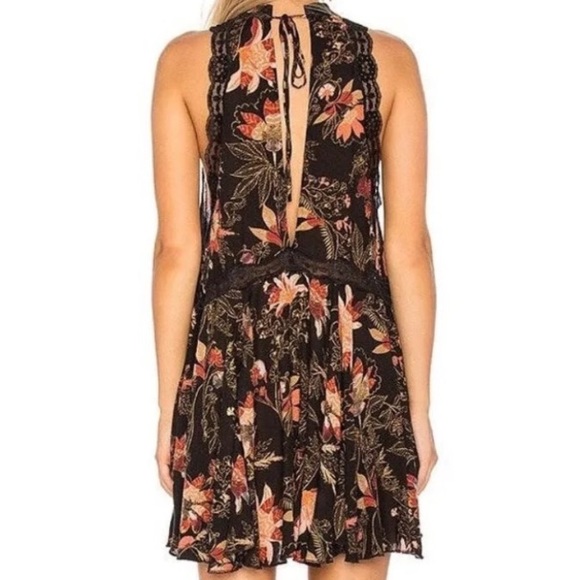 Free People Intimately She Moves Chemise - Picture 2 of 6